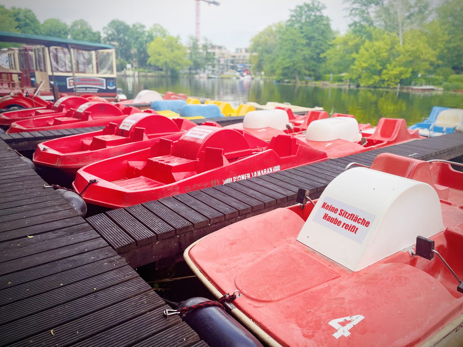 Tretboot, Kanu oder Elektroboot: Der Bootsverleih in Köpenick startet in die Sommersaison
